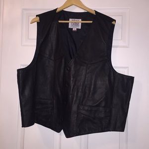 Fox Creek men’s black leather motorcycle vest 56